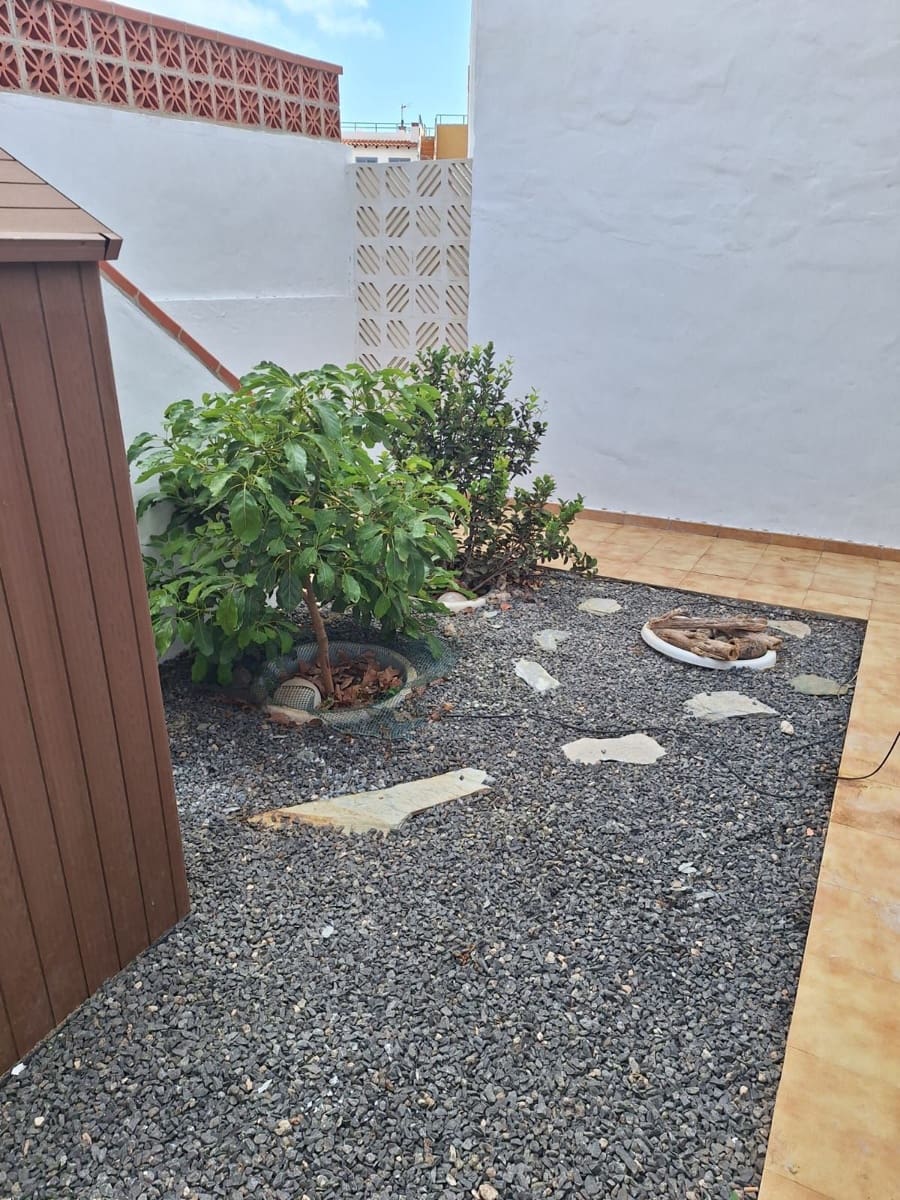 2 quarto Casa em Banda para venda em Caleta de Fuste - 259 000 € (Ref: 10031543)