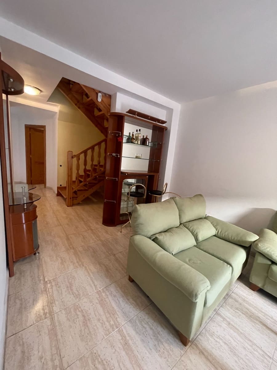 2 makuuhuone Kattohuoneisto myytävänä paikassa Puerto del Rosario - 299 000 € (Ref: 10033501)