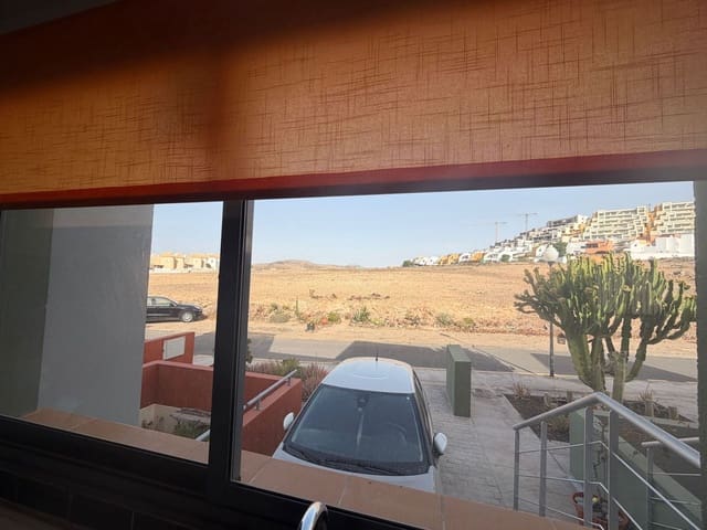 4 makuuhuone Omakotitalo myytävänä paikassa Caleta de Fuste, Antigua - 295 000 € (Ref: 10034959)