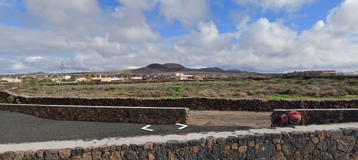 Mark till salu i Lajares - 231 000 € (Ref: 10034961)