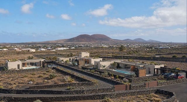 Mark till salu i Lajares, La Oliva - 231 000 € (Ref: 10034961)