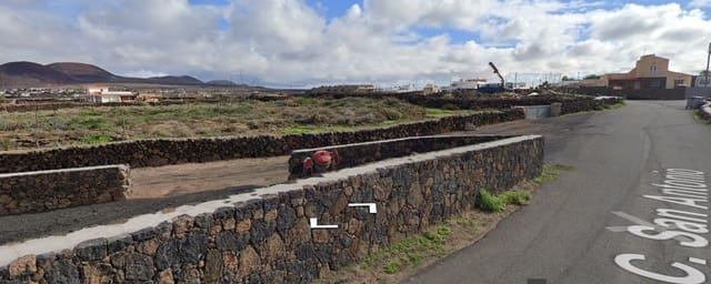 Mark till salu i Lajares, La Oliva - 231 000 € (Ref: 10034961)
