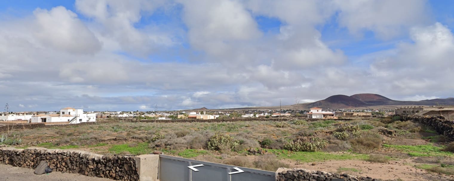 Undeveloped Land for sale in Lajares - € 241,500 (Ref: 10034962)