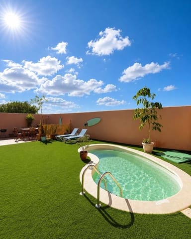 4 bedroom Villa for sale in Tamaragua, La Oliva - € 450,000 (Ref: 10037032)