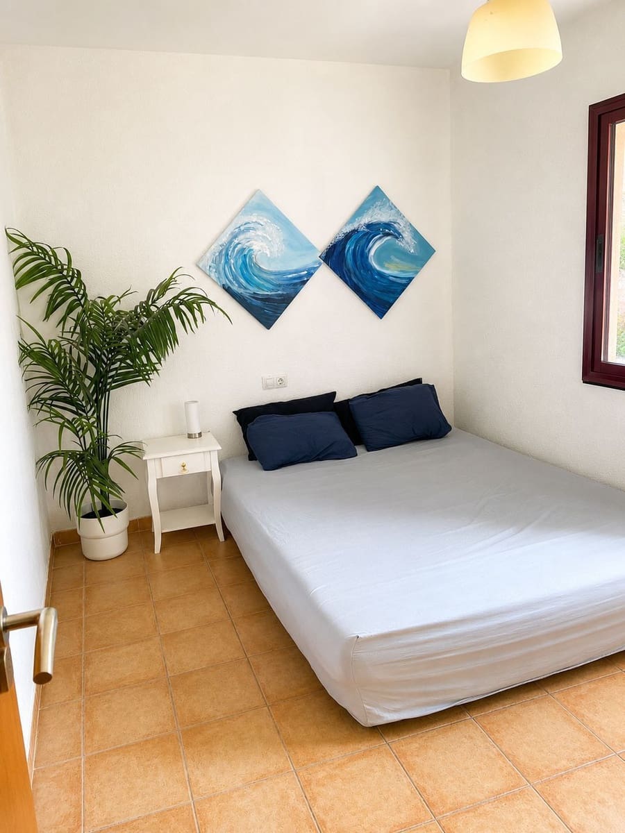 4 bedroom Villa for sale in Tamaragua - € 450,000 (Ref: 10037032)