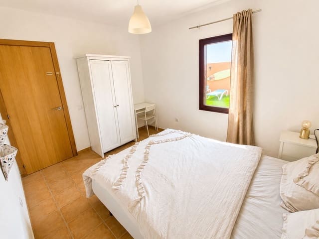 4 bedroom Villa for sale in Tamaragua, La Oliva - € 450,000 (Ref: 10037032)