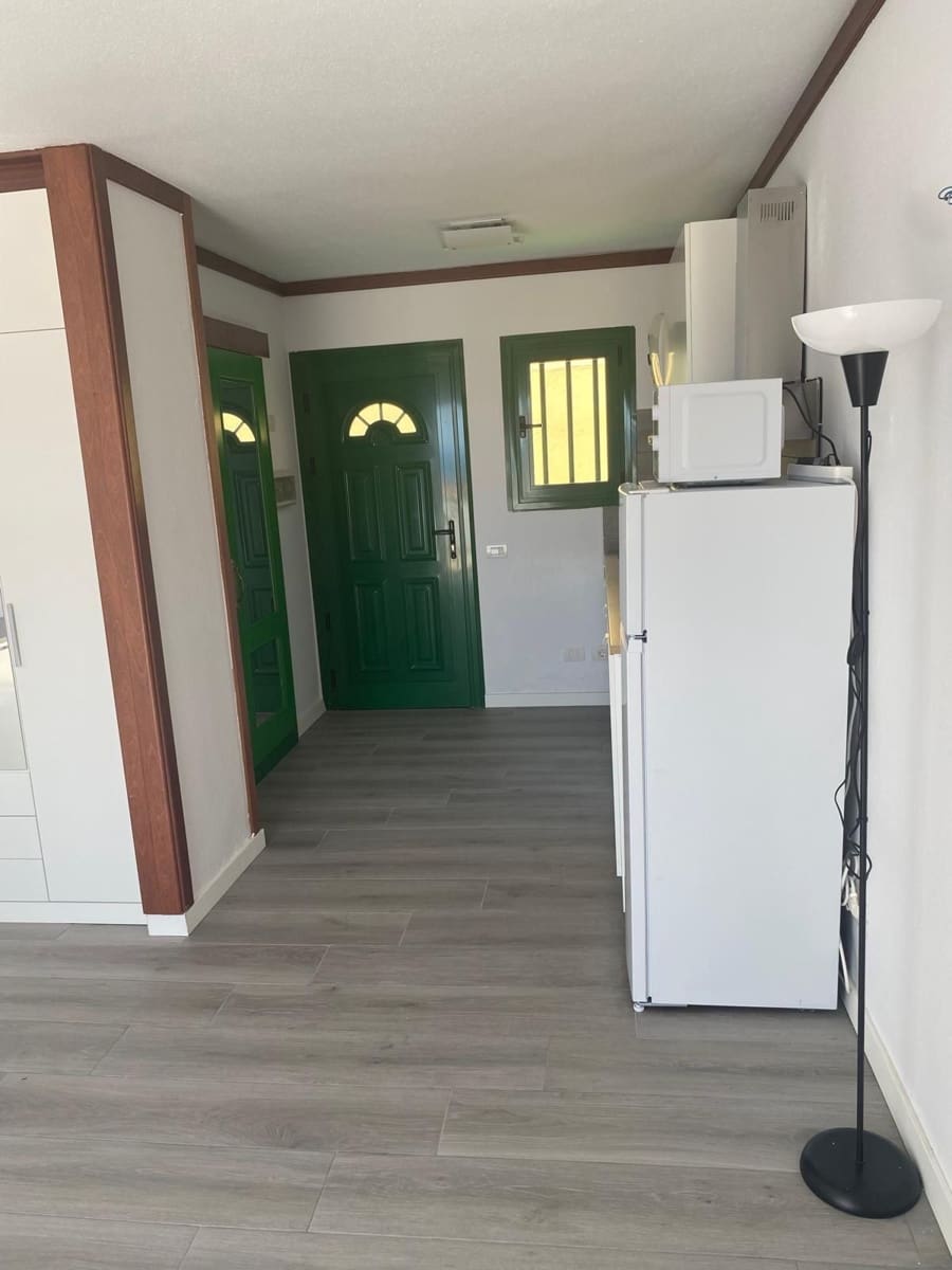 Yksiö myytävänä paikassa Costa de Antigua - 149 000 € (Ref: 10037033)