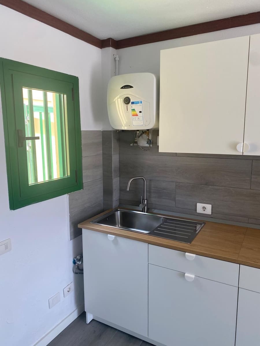 Yksiö myytävänä paikassa Costa de Antigua - 149 000 € (Ref: 10037033)