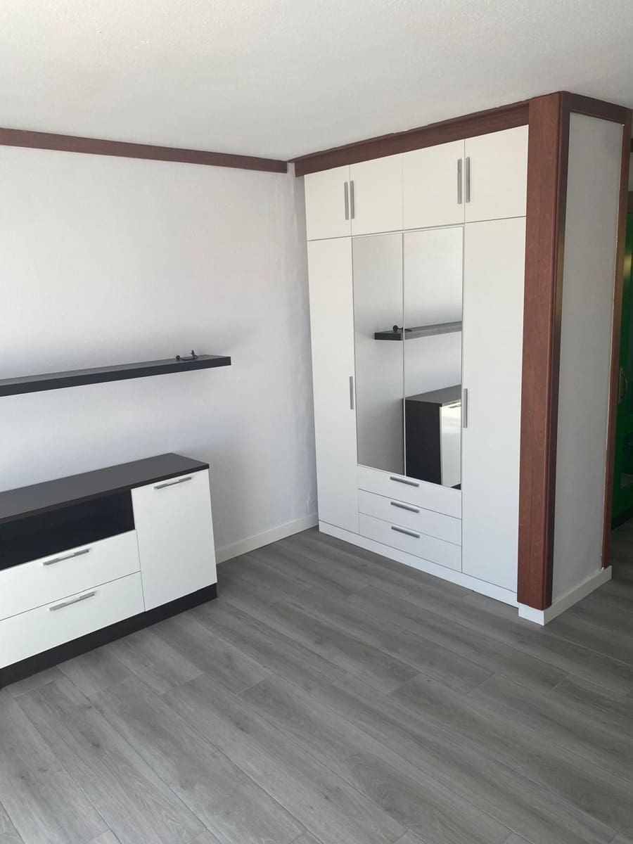 Yksiö myytävänä paikassa Costa de Antigua - 149 000 € (Ref: 10037033)