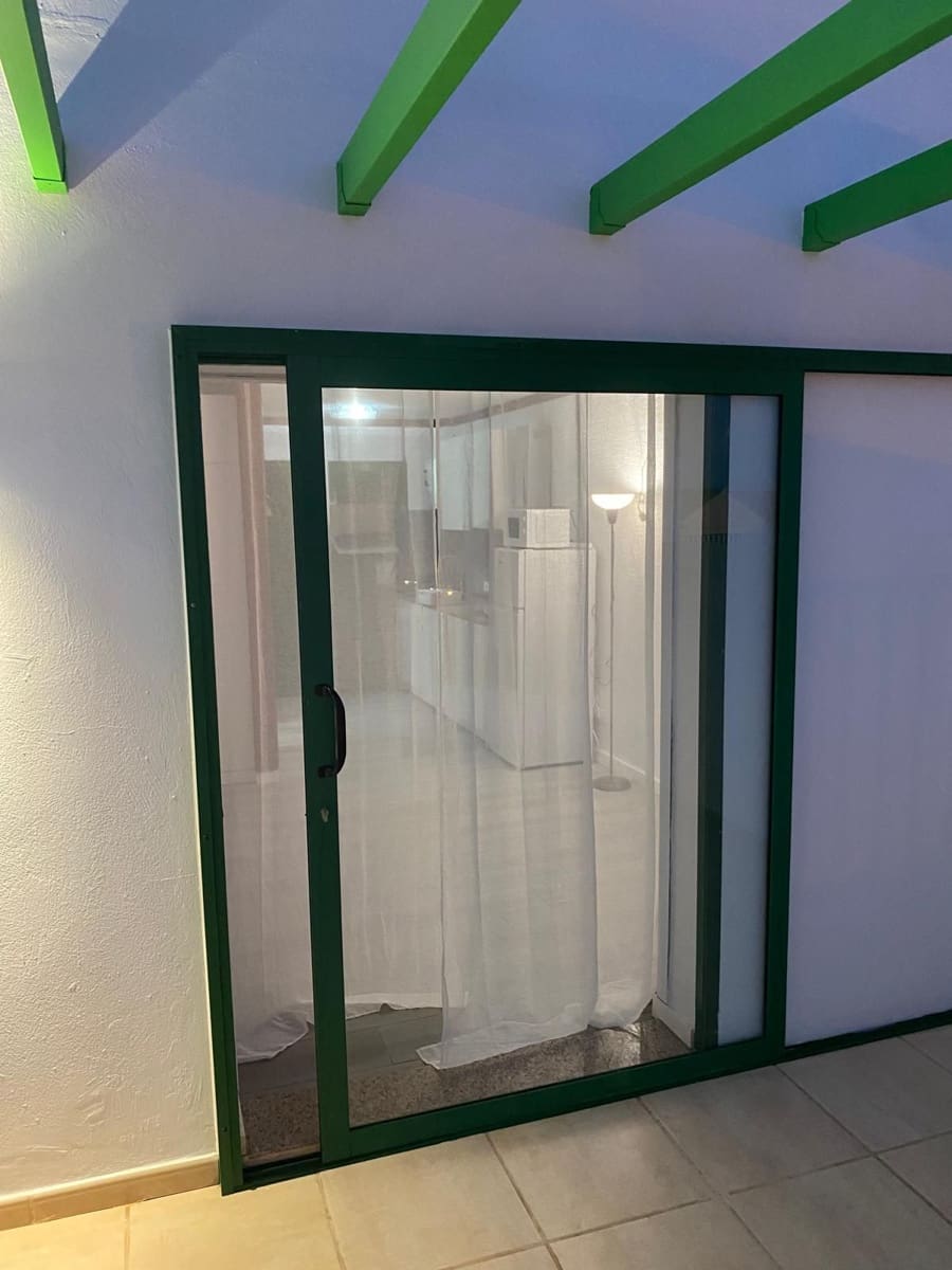 Yksiö myytävänä paikassa Costa de Antigua - 149 000 € (Ref: 10037033)