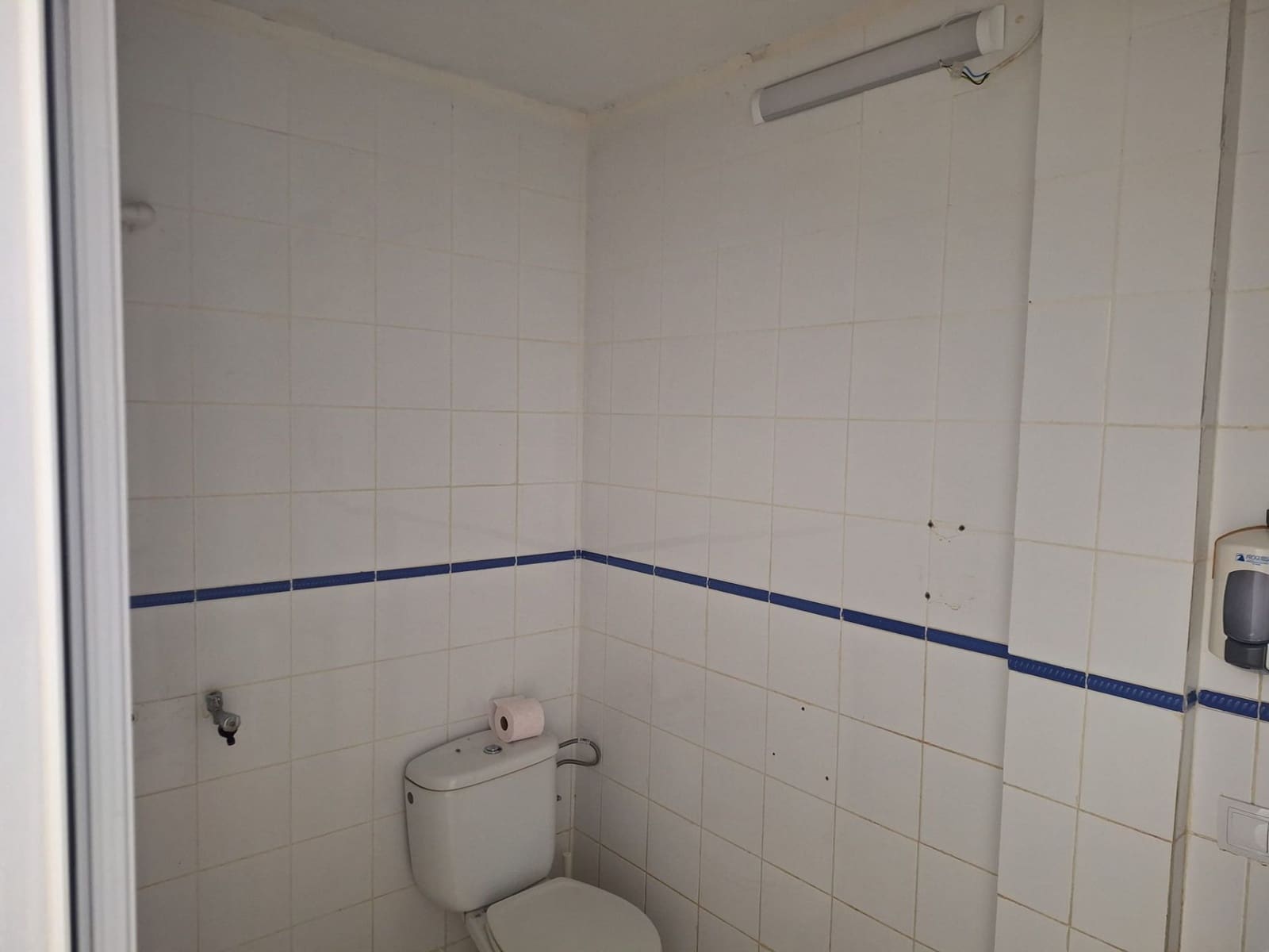 Commercial for sale in Puerto del Rosario - € 200,000 (Ref: 10099719)
