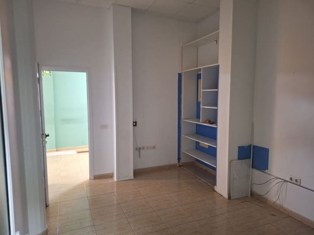 Comercial para venda em Puerto del Rosario - 200 000 € (Ref: 10099719)