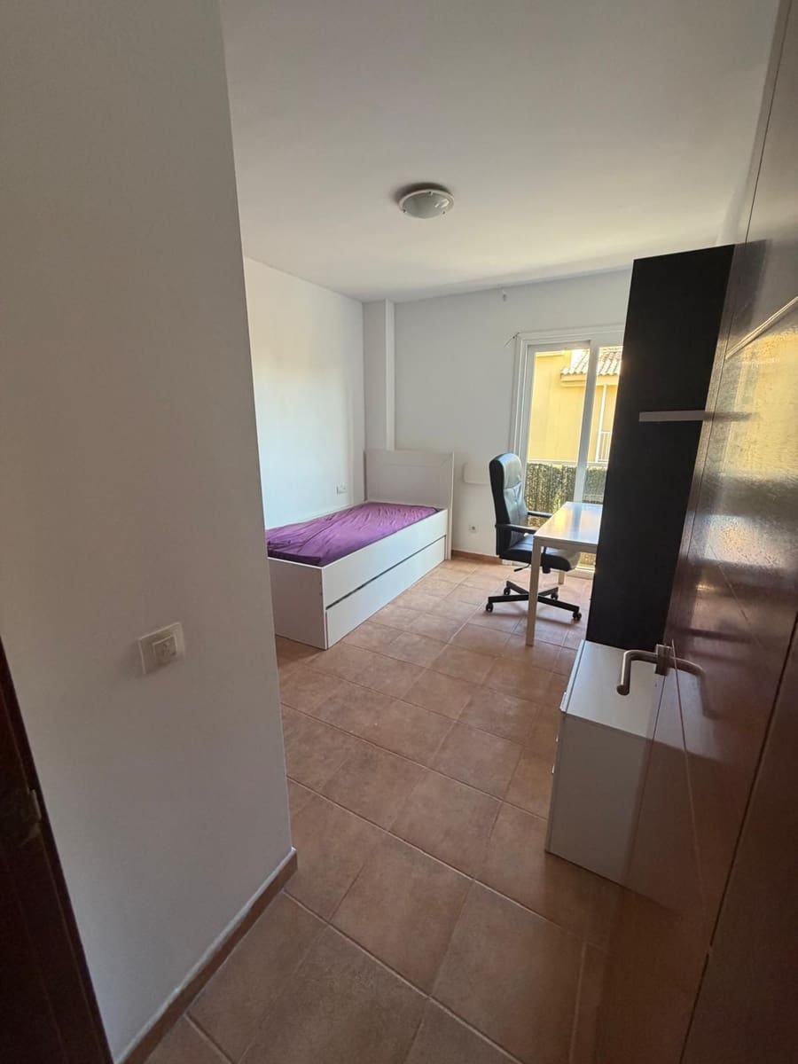 Piso de 2 habitaciones en Corralejo en venta - 260.000 € (Ref: 10108956)