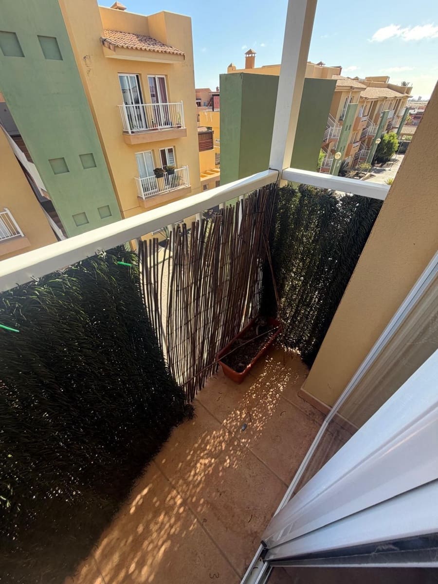 Piso de 2 habitaciones en Corralejo en venta - 260.000 € (Ref: 10108956)