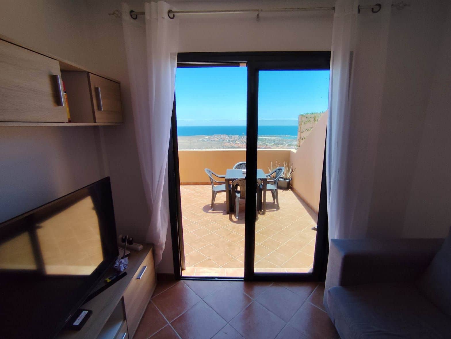 2 bedroom Townhouse for sale in Caleta de Fuste - € 220,000 (Ref: 10115407)