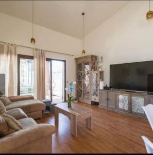 5 quarto Moradia para venda em Caleta de Fuste com piscina garagem - 780 000 € (Ref: 10123489)