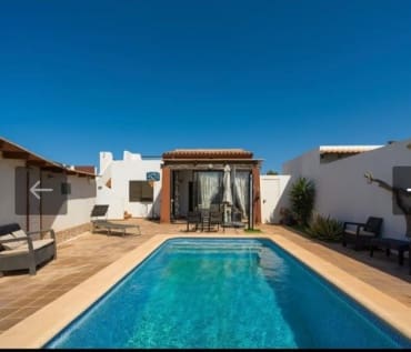 5 quarto Moradia para venda em Caleta de Fuste com piscina garagem - 780 000 € (Ref: 10123489)