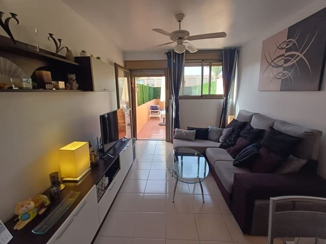 Casa de 2 habitaciones en Costa de Antigua, Antigua en venta con piscina - 180.000 € (Ref: 10139204)