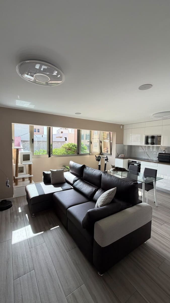 1 soverom Leilighet til salgs i Aguimes med garasje - € 297 000 (Ref: 10141714)