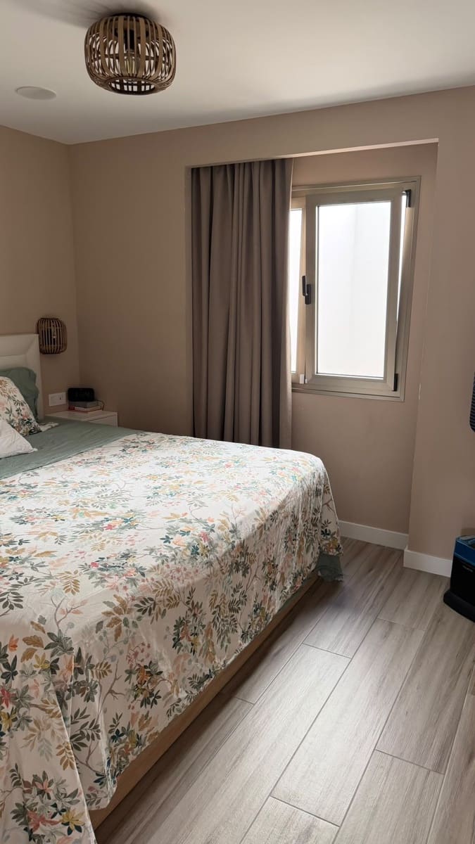1 soverom Leilighet til salgs i Aguimes med garasje - € 297 000 (Ref: 10141714)
