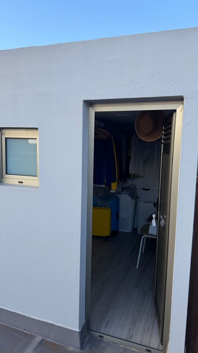 1 bedroom Flat for sale in Aguimes with garage - € 297,000 (Ref: 10141714)
