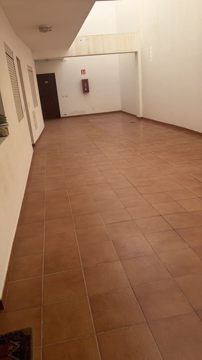 2 slaapkamer Flat te koop in Puerto del Rosario - € 159.000 (Ref: 10148336)