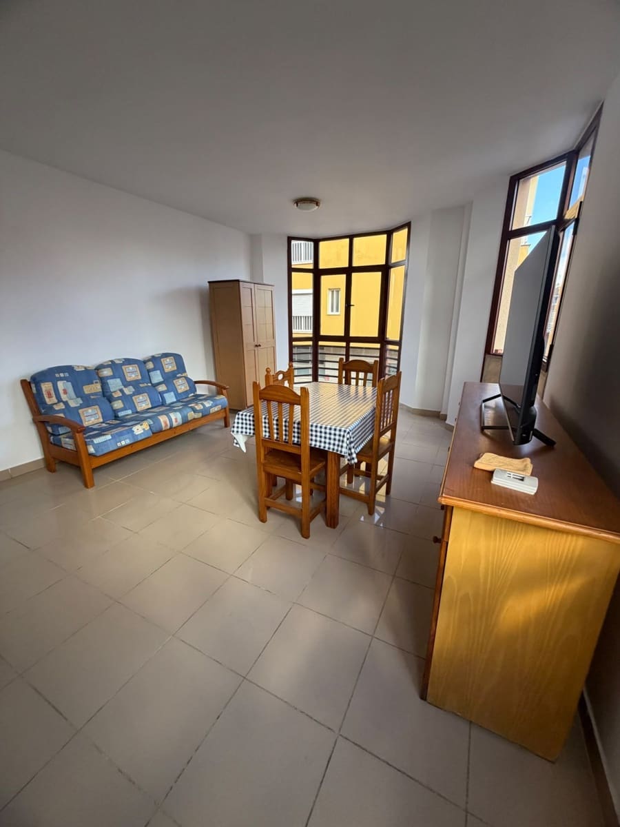 2 slaapkamer Flat te koop in Puerto del Rosario - € 159.000 (Ref: 10148336)