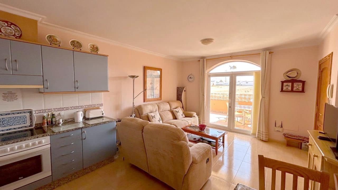 2 bedroom Flat for sale in El Cotillo - € 300,000 (Ref: 10161038)