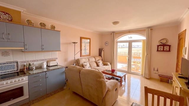 2 slaapkamer Flat te koop in El Cotillo, La Oliva - € 300.000 (Ref: 10161038)