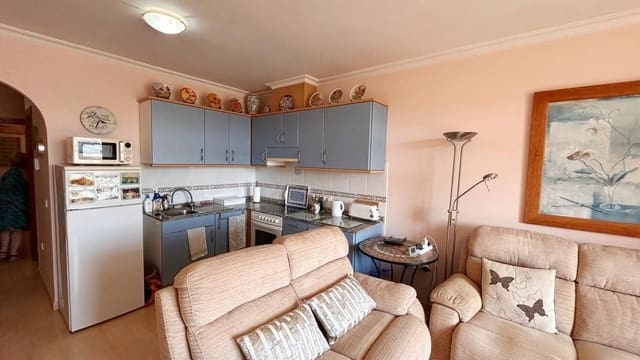 2 slaapkamer Flat te koop in El Cotillo, La Oliva - € 300.000 (Ref: 10161038)