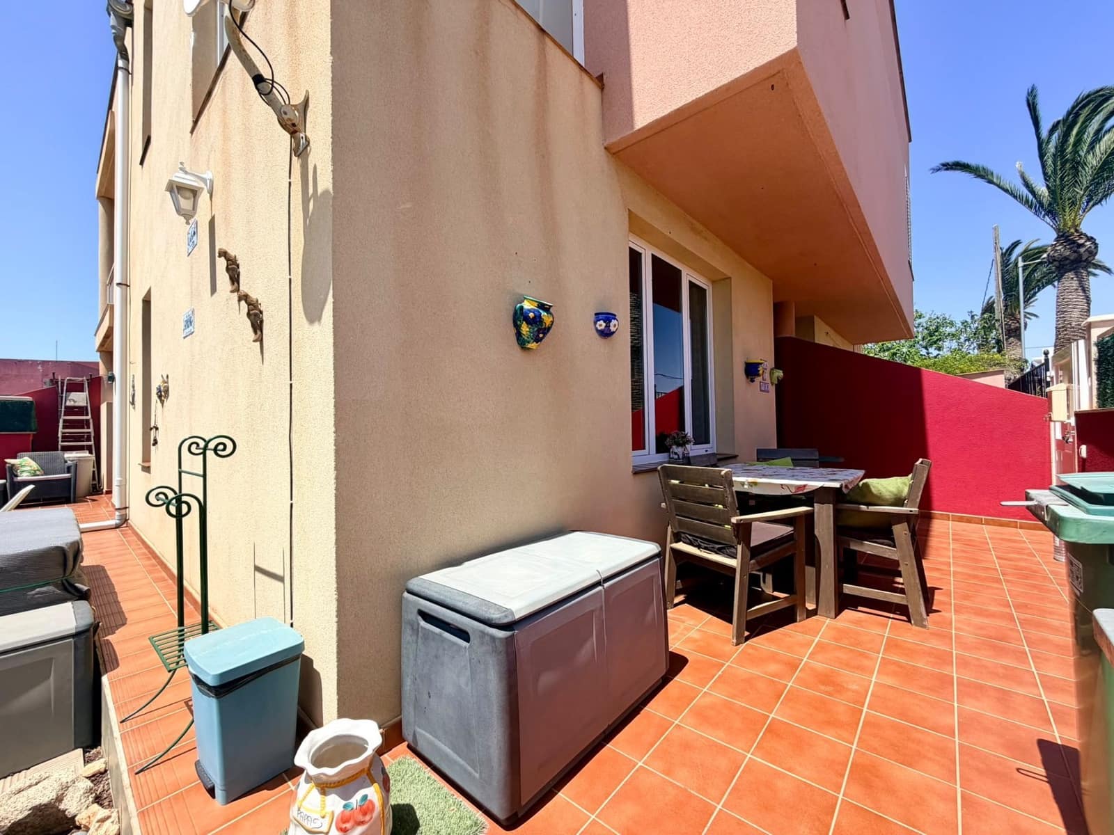 3 bedroom Semi-detached Villa for sale in Antigua - € 264,000 (Ref: 10166202)