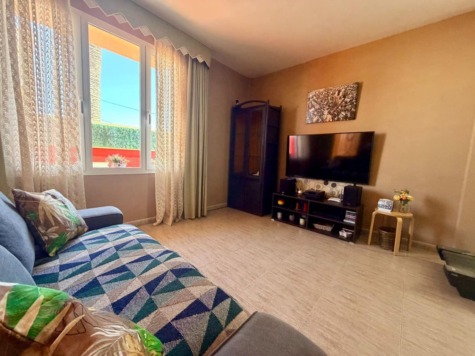 3 bedroom Semi-detached Villa for sale in Antigua - € 264,000 (Ref: 10166202)