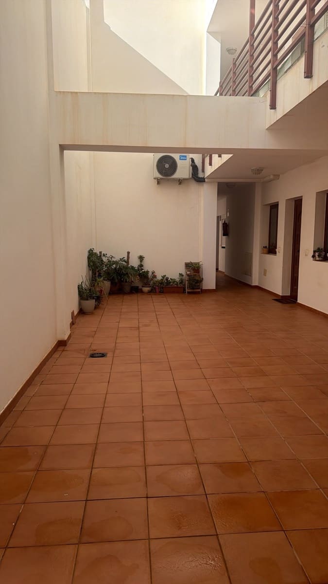 2 bedroom Flat for sale in Puerto del Rosario - € 159,000 (Ref: 10173321)