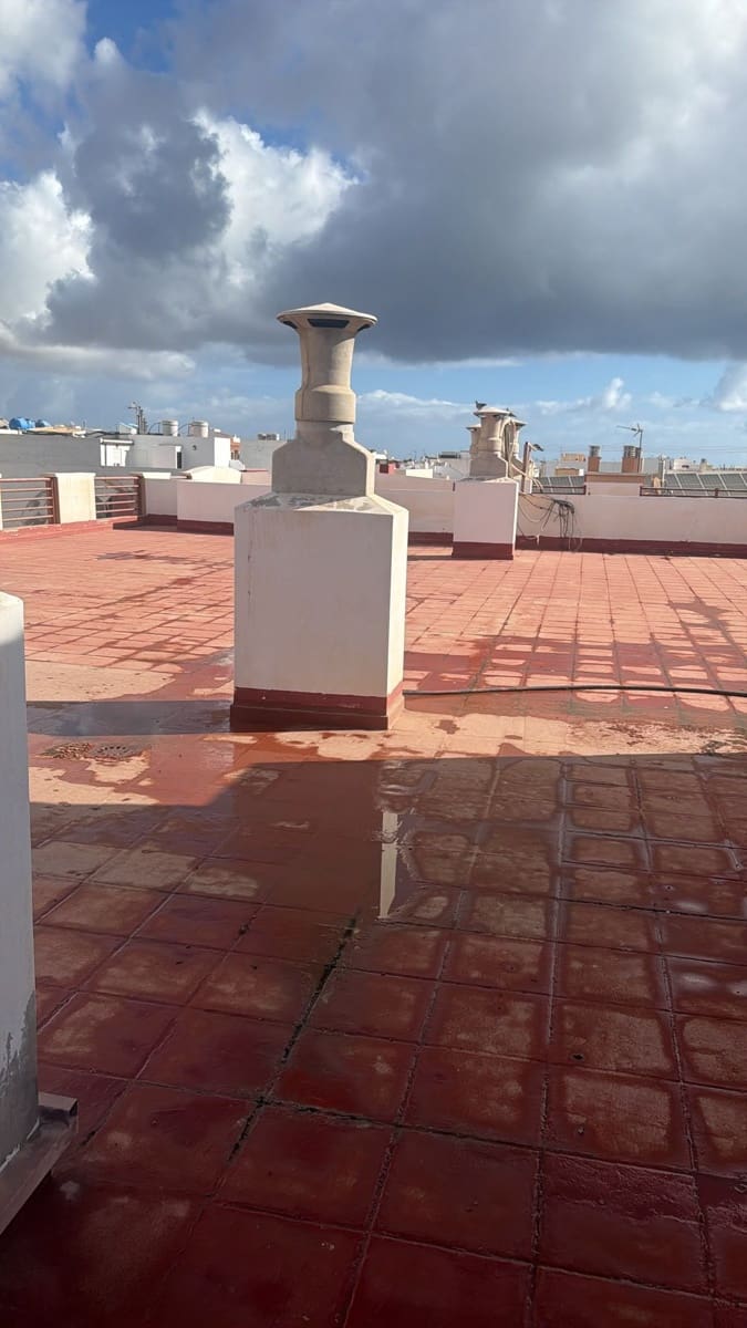 2 bedroom Flat for sale in Puerto del Rosario - € 159,000 (Ref: 10173321)