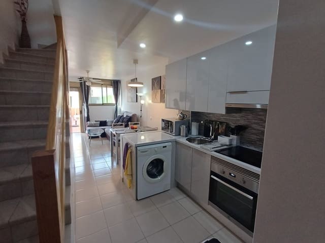2 soverom Hus til salgs i Costa de Antigua, Antigua med svømmebasseng - € 180 000 (Ref: 10173323)