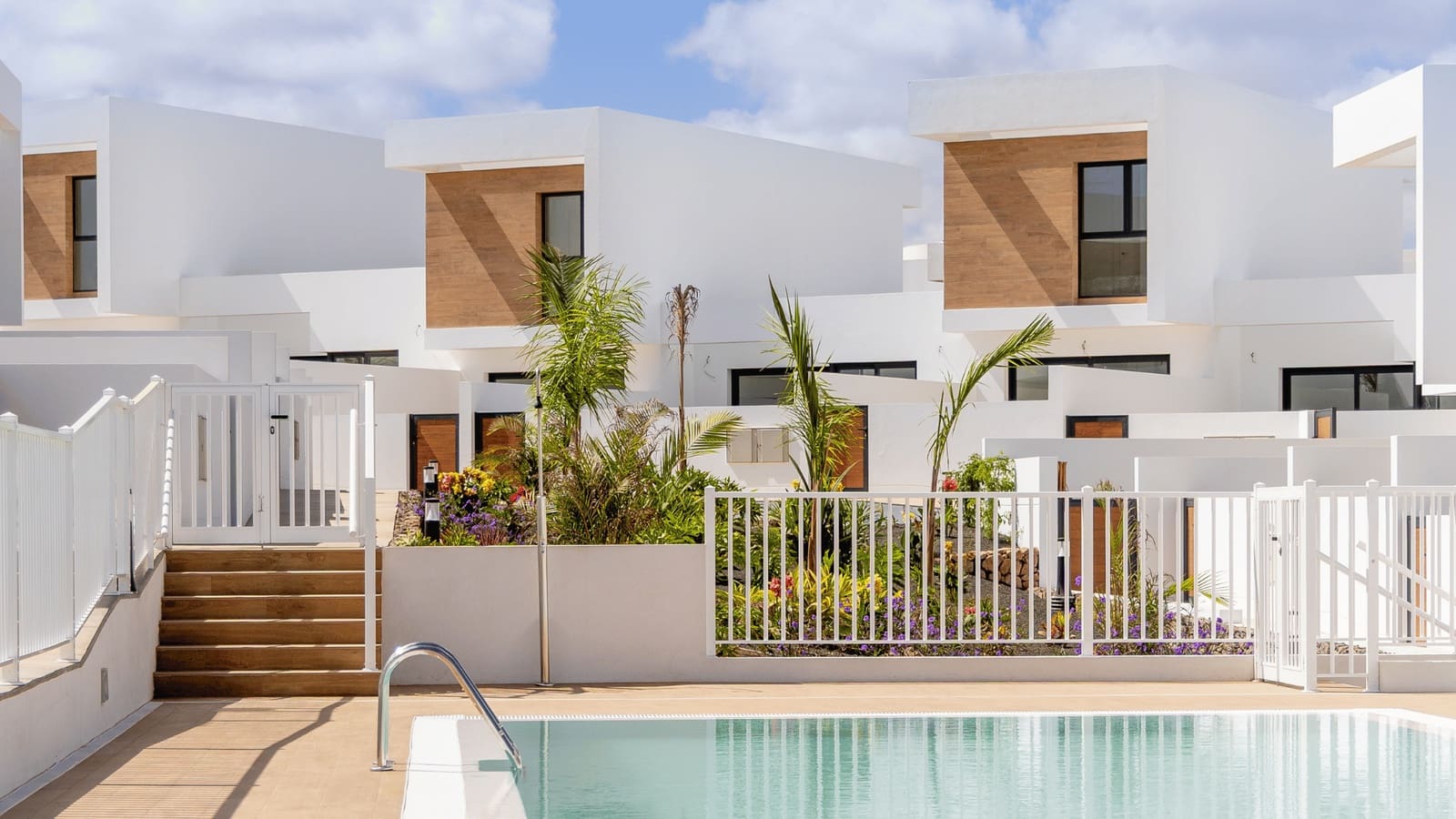 2 soveværelse Semi-Rækkehus til salg i Villaverde med swimmingpool garage - € 277.000 (Ref: 10182637)