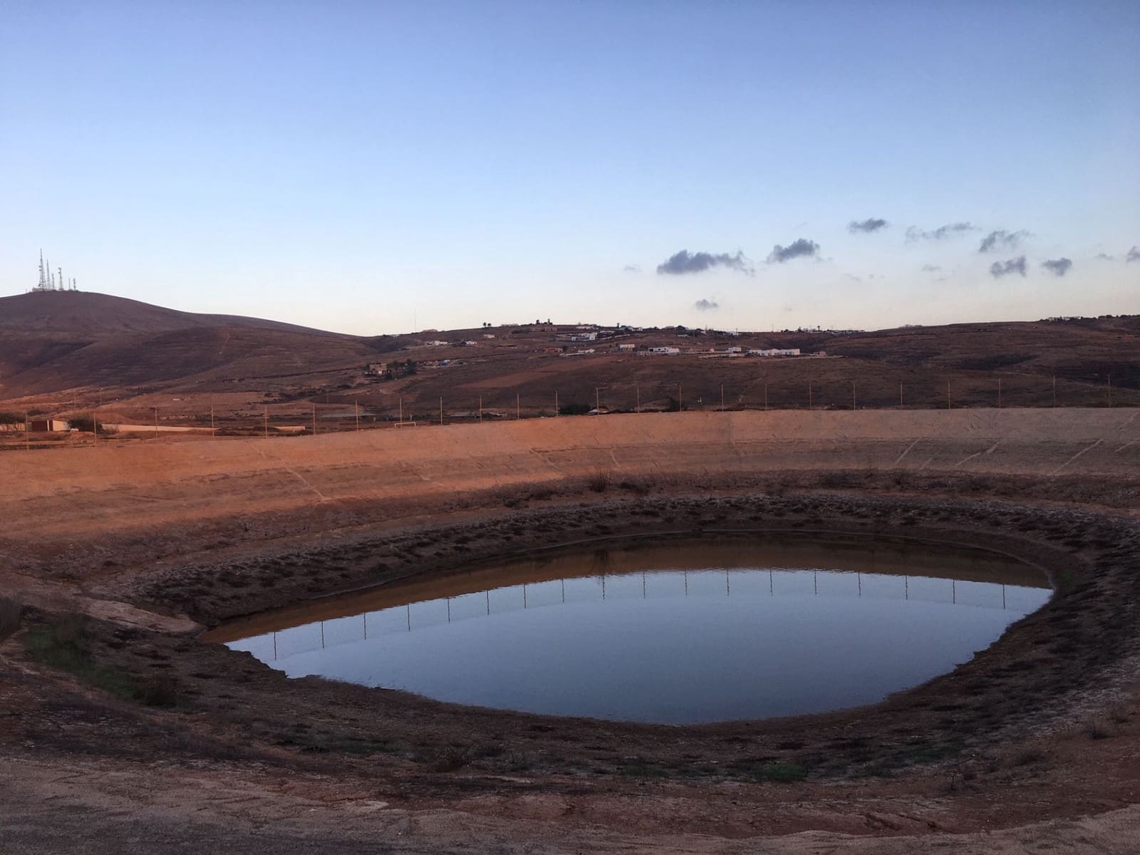 3 soveværelse Finca/Landehus til salg i Puerto del Rosario med swimmingpool - € 2.369.000 (Ref: 7852355)