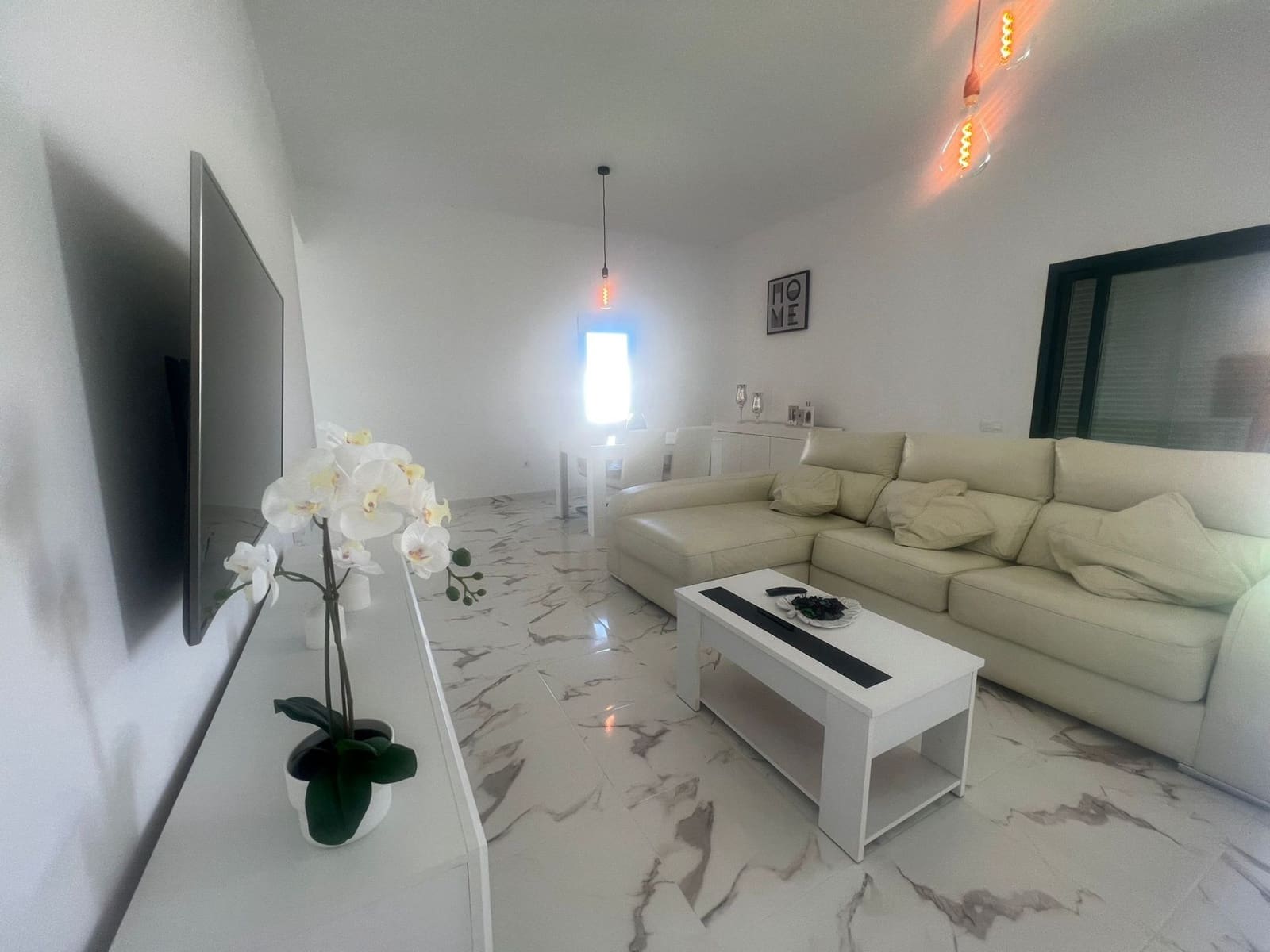 2 bedroom Villa for sale in Tamaragua, La Oliva with pool garage €
