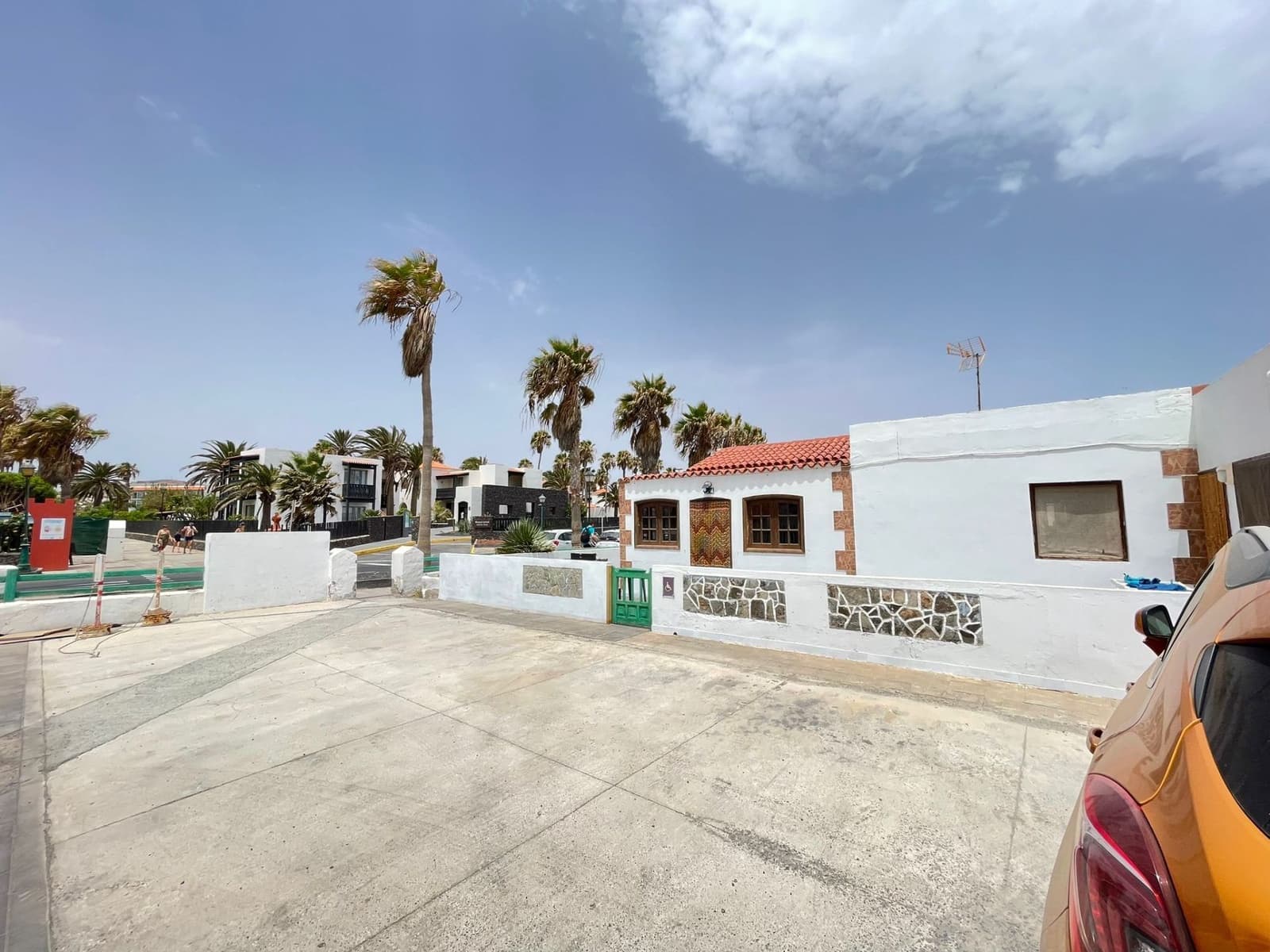 3 bedroom Villa for sale in Caleta de Fuste, Antigua € 370,000 (Ref