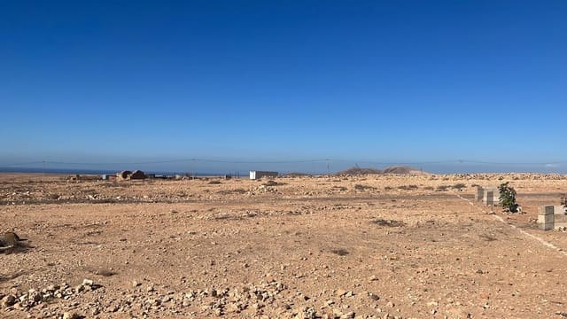 Rakentamaton maa myytävänä paikassa Tindaya, La Oliva - 120 000 € (Ref: 7852459)