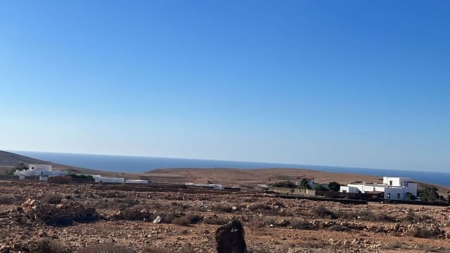 Rakentamaton maa myytävänä paikassa Tindaya, La Oliva - 120 000 € (Ref: 7852459)