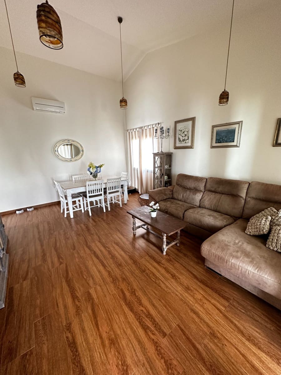 4 soveværelse Villa til salg i Caleta de Fuste med swimmingpool garage - € 760.000 (Ref: 8174578)