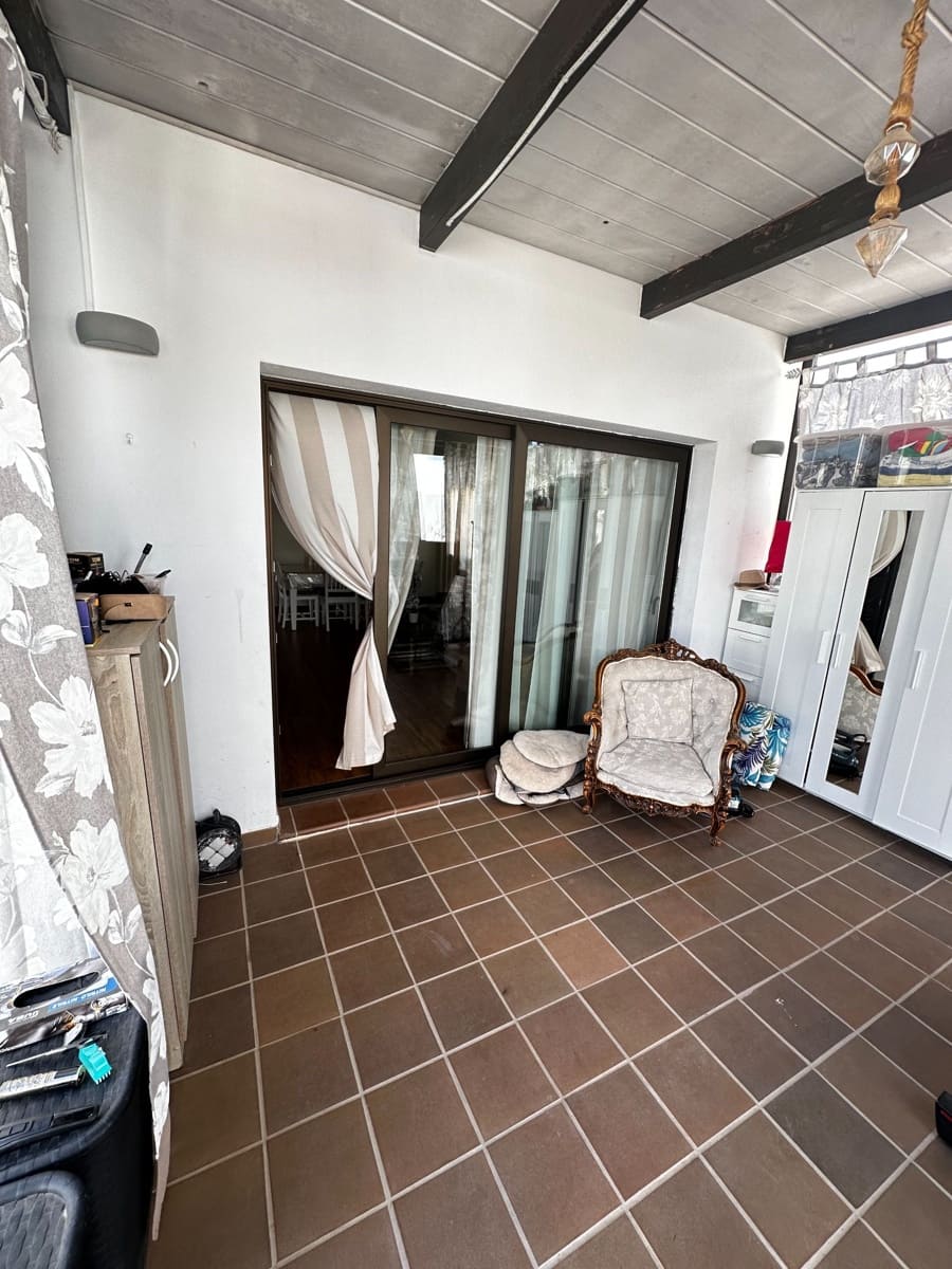 4 soveværelse Villa til salg i Caleta de Fuste med swimmingpool garage - € 760.000 (Ref: 8174578)