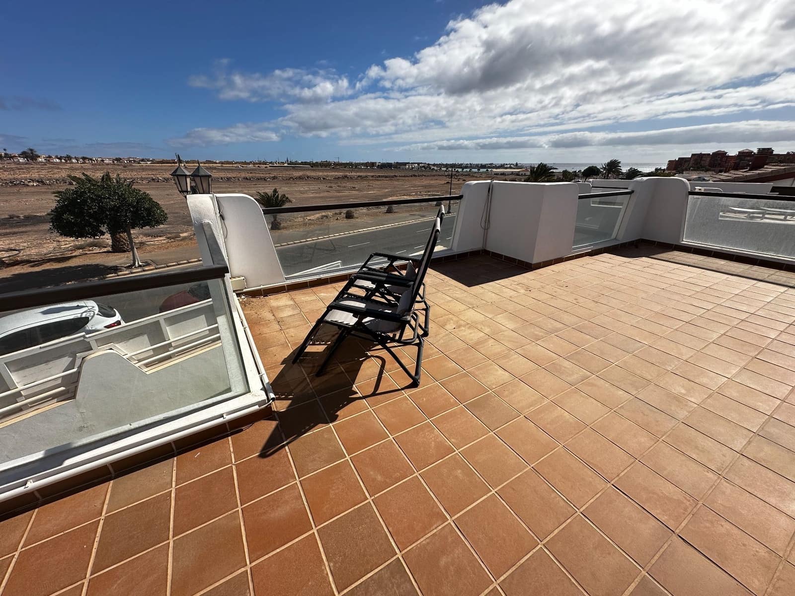 4 soveværelse Villa til salg i Caleta de Fuste med swimmingpool garage - € 760.000 (Ref: 8174578)