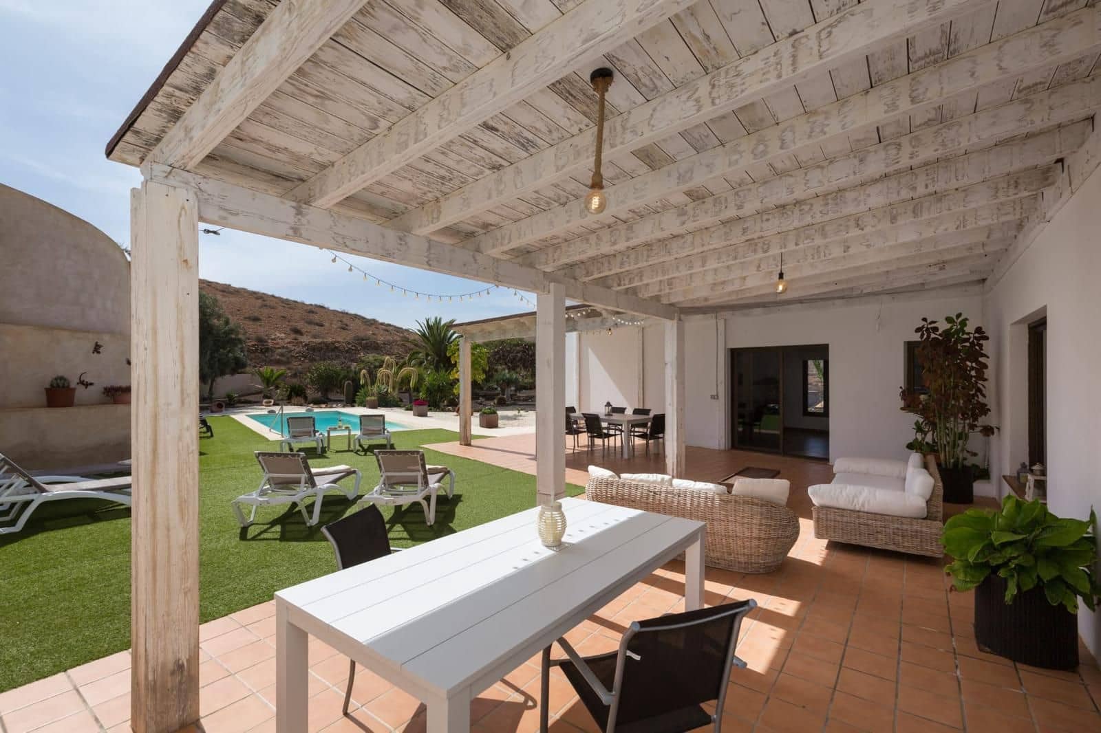 4 soveværelse Villa til salg i Pajara med swimmingpool garage - € 980.000 (Ref: 8317669)