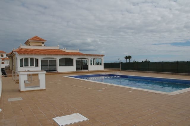 6 soverom Villa til salgs i Caleta de Fuste, Antigua - € 799 000 (Ref: 8556553)