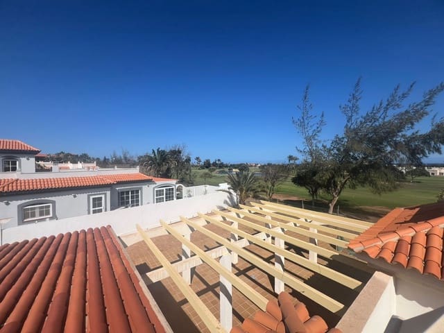 6 soverom Villa til salgs i Caleta de Fuste, Antigua - € 799 000 (Ref: 8556553)