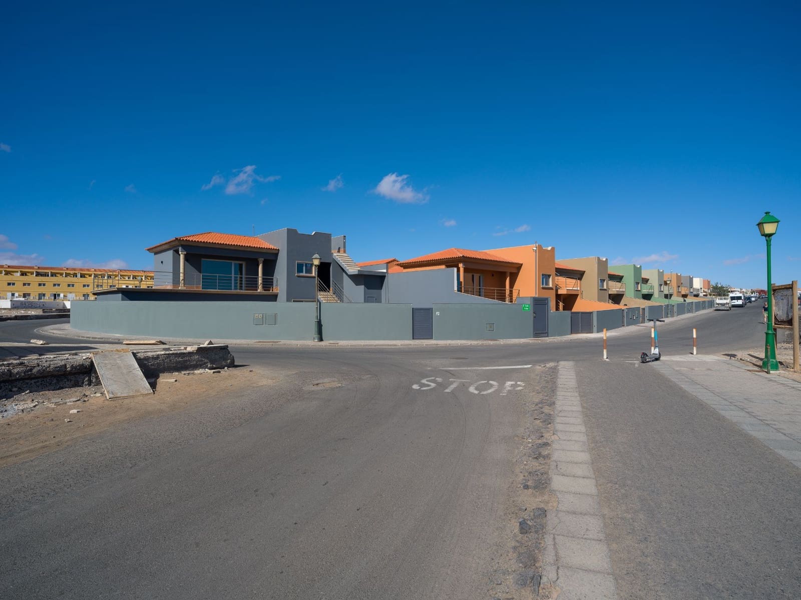 4 soveværelse Villa til salg i Costa de Antigua med swimmingpool garage - € 365.000 (Ref: 8610313)