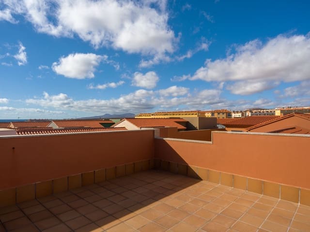 4 soverom Villa til salgs i Costa de Antigua, Antigua med svømmebasseng garasje - € 365 000 (Ref: 8610313)