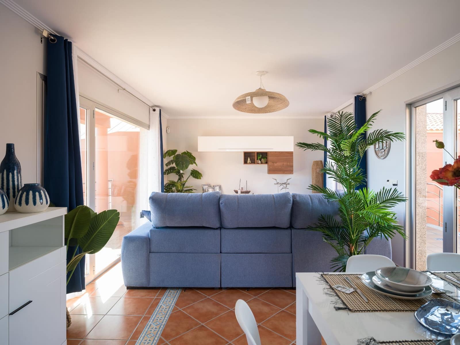 4 soveværelse Villa til salg i Costa de Antigua med swimmingpool garage - € 365.000 (Ref: 8610313)